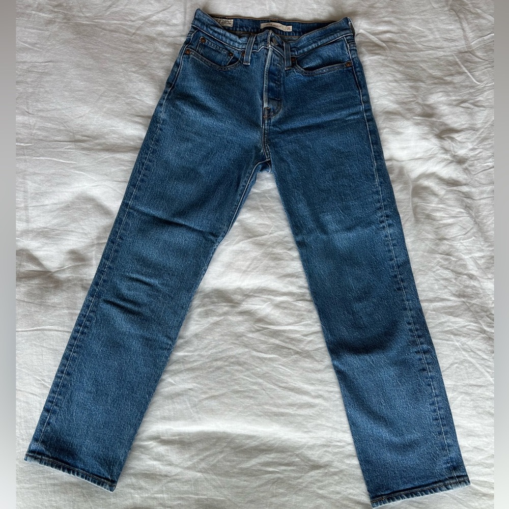 Levis wedgie straight jeans